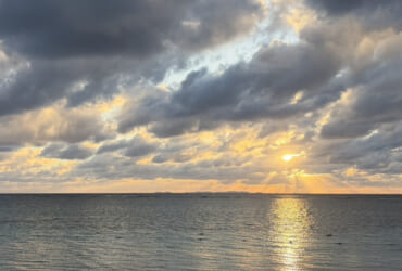 海って癒されますよね